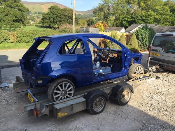 Car beng towed 