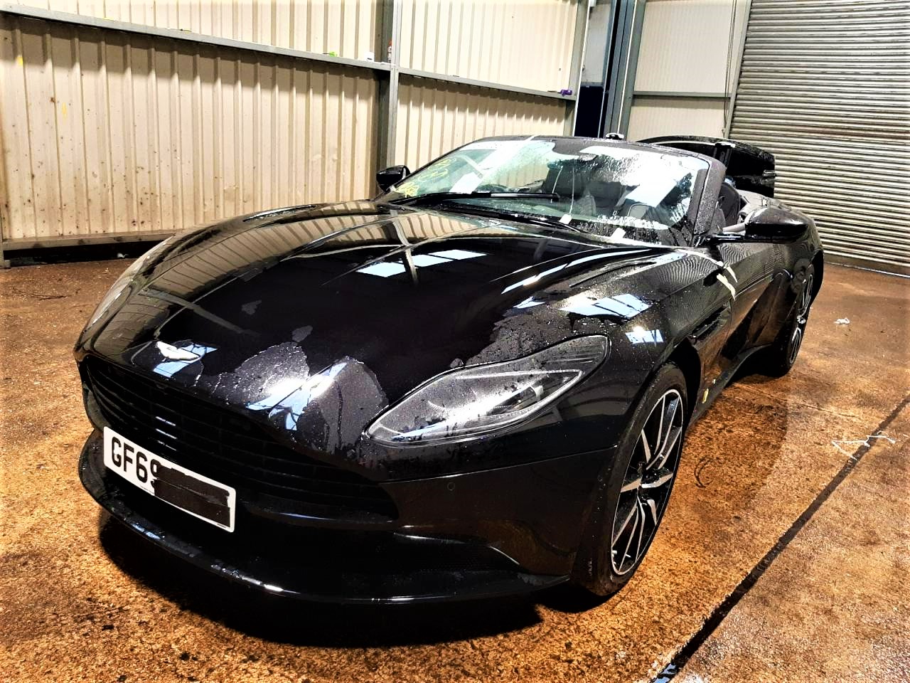 aston martin db11
