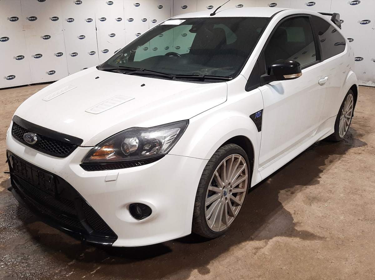 A White Ford Focus RS.