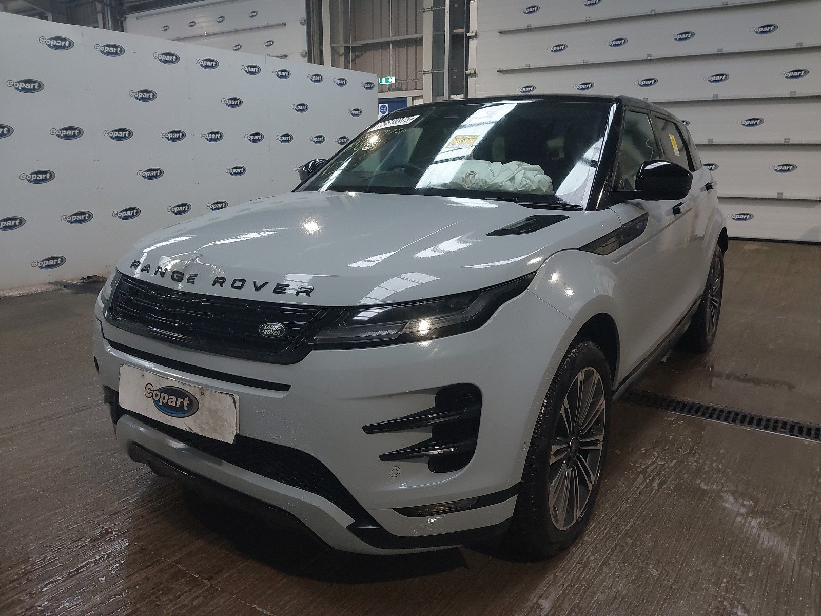 2024 LAND ROVER RANGE ROVER EVOQUE 1.5 P300E DYNAMIC HSE 5DR AUTO

