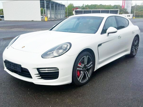 Porsche Panamera Front