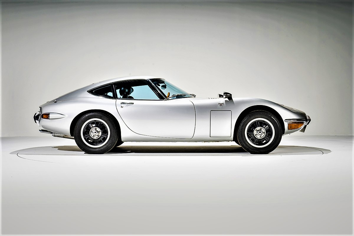 best japanese classic cars toyota 2000gt